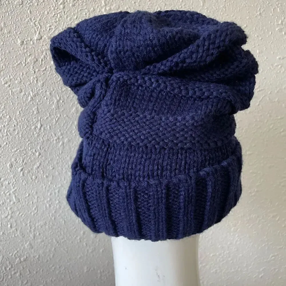 Mortarto Matching Blue Hat and Scarf EUC
